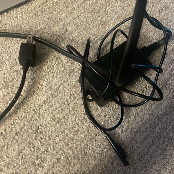 COPY - Microsoft Surface Pro 6 Laptop - Picture 6 of 10